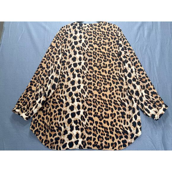 Signature Studio Leopard animal Print tunic blouse button cuff v-neck women 2X - Picture 4 of 4
